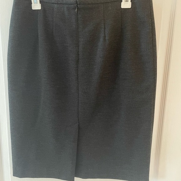 Calvin Klein Skirt - Picture 2 of 3